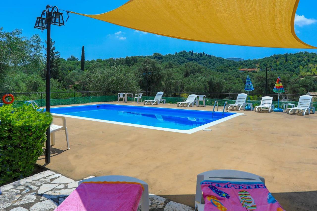 Fran Apartments Agios Spyridon  Esterno foto